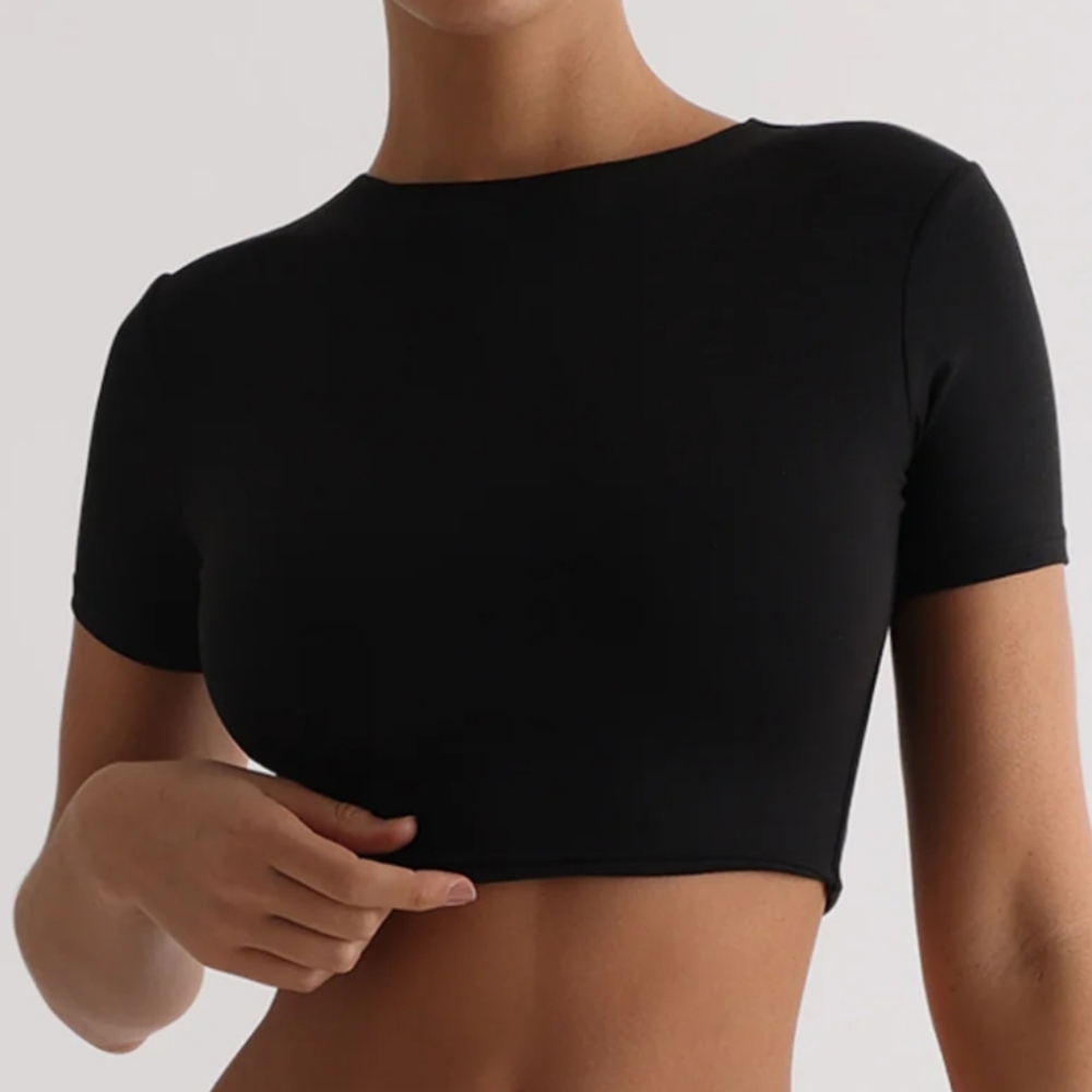NWT Myoutfitonline Crop Top